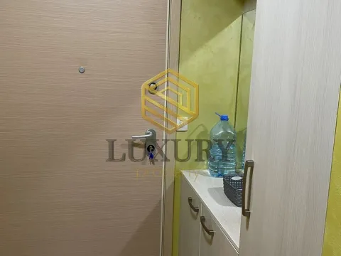 Izdavanje, jednosoban stan, 500m², City Kvart, Podgorica - image 10