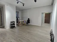 Izdavanje, poslovni prostor, 55m², Centar, Podgorica - image 3