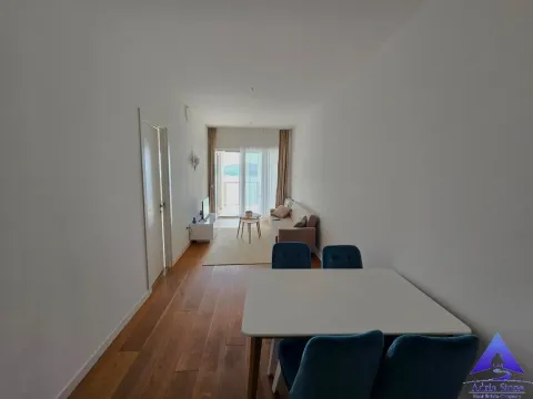 Prodaja, dvosoban stan, 77m², Centar, Budva - image 10