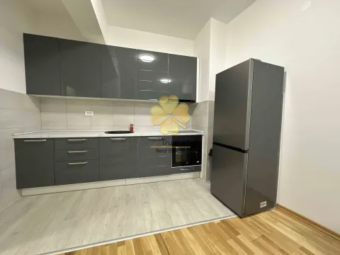 Izdavanje, dvosoban stan, 75m², Zabjelo, Podgorica - image 5