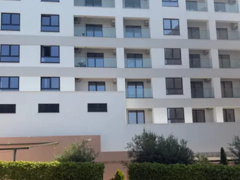 Sale, studio apartment, 29m², Bečići, Budva - image 5