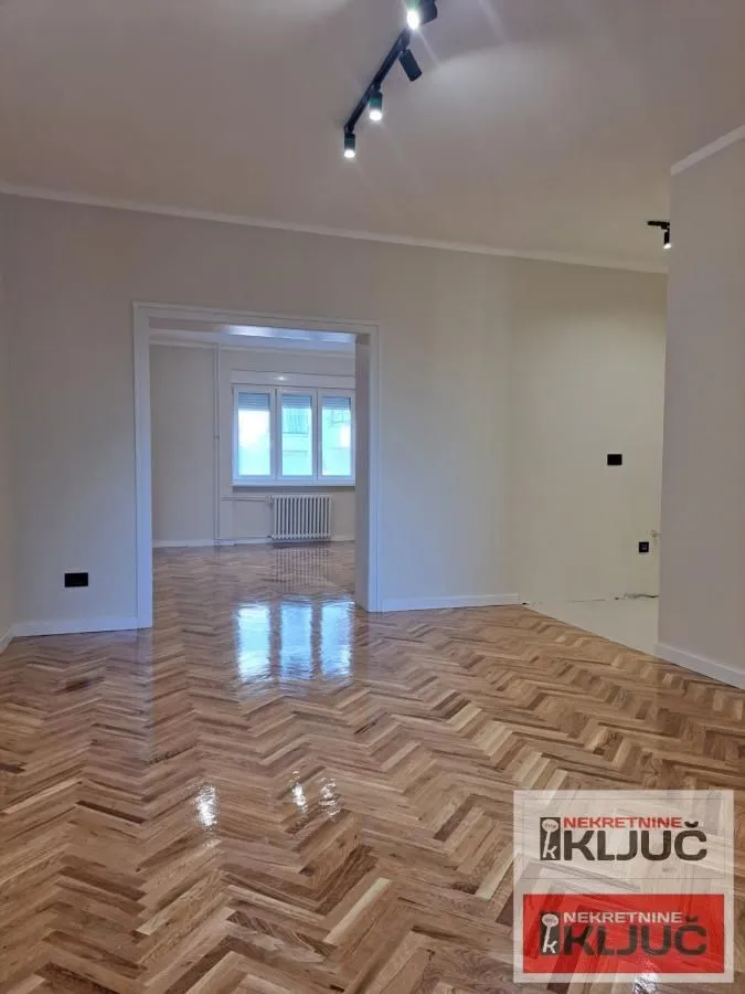 Sale, two bedroom apartment, 59m², Centar, Novi Sad