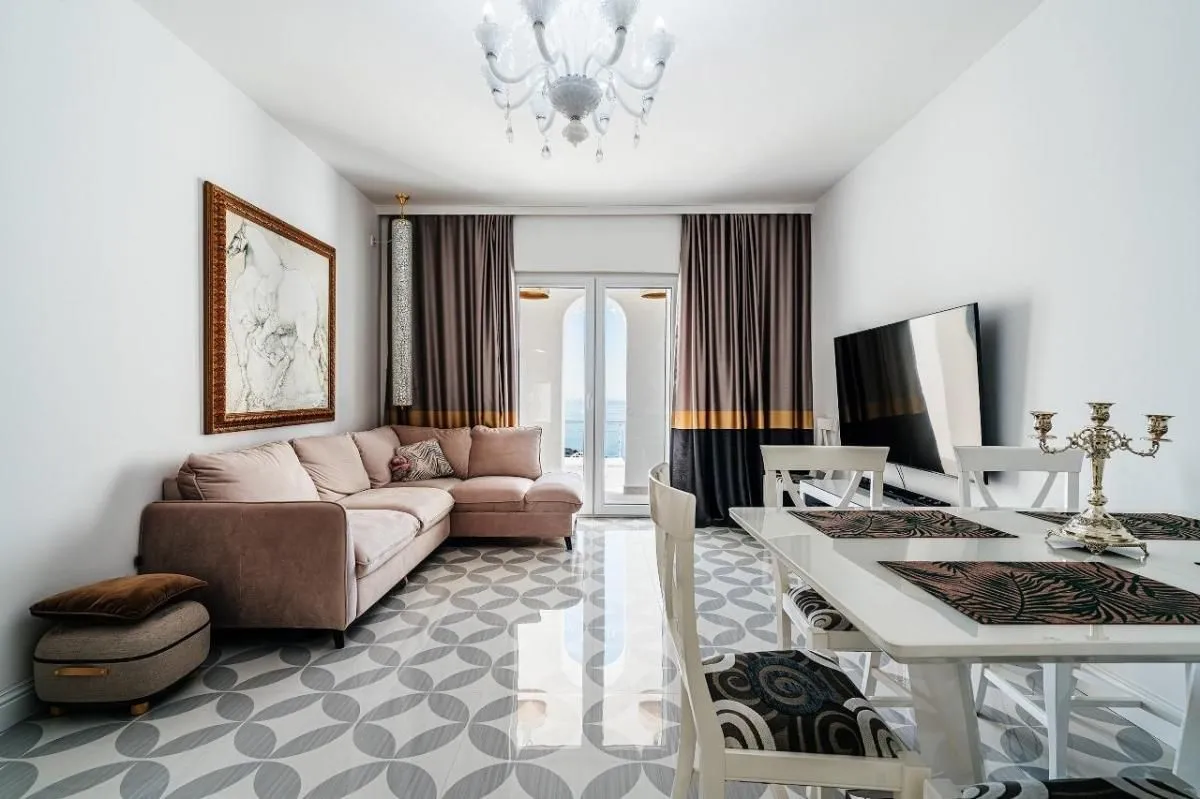 Sale, house, 350m², Reževići, Budva