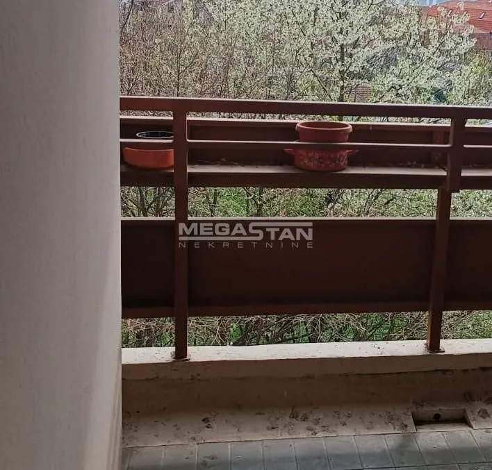 Sale, three bedroom apartment, 101m², Žarkovo, Beograd