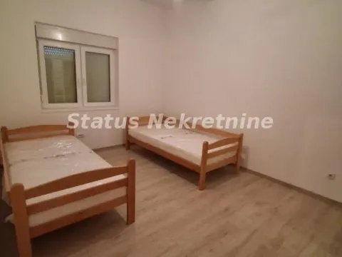 Izdavanje, trosoban stan, 66m², Sremska Kamenica, Petrovaradin - image 5
