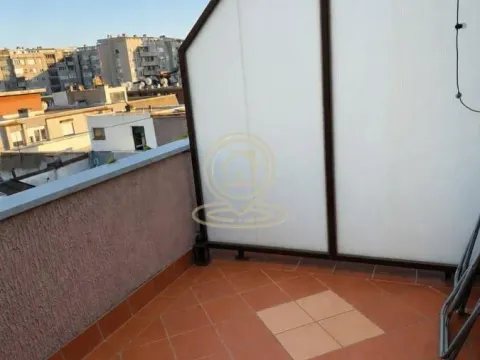 Izdavanje, četvorosoban stan, 106m², Kalenić Pijaca, Vračar Sve Podlokacije - image 22
