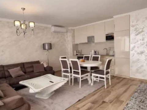 Rent, two bedroom apartment, 78m², Sveti Stefan, Budva - image 12