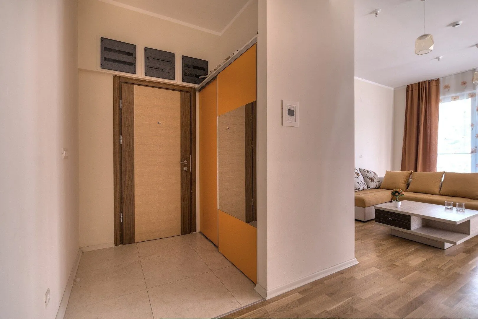 Prodaja, dvosoban stan, 92m², Bečići, Budva