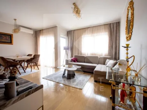 Rent, one bedroom apartment, 55m², City Kvart, Podgorica - image 1