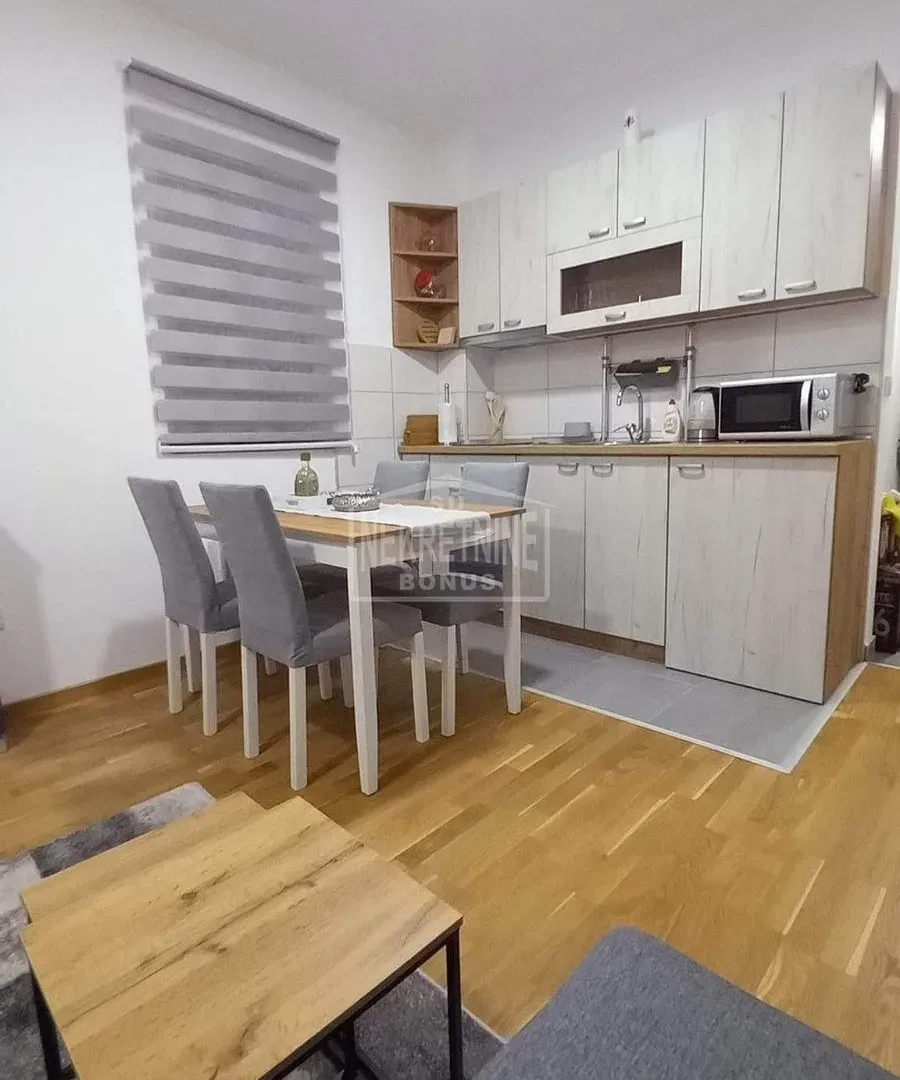 Prodaja, jednosoban stan, 32m², Centar, Zlatibor