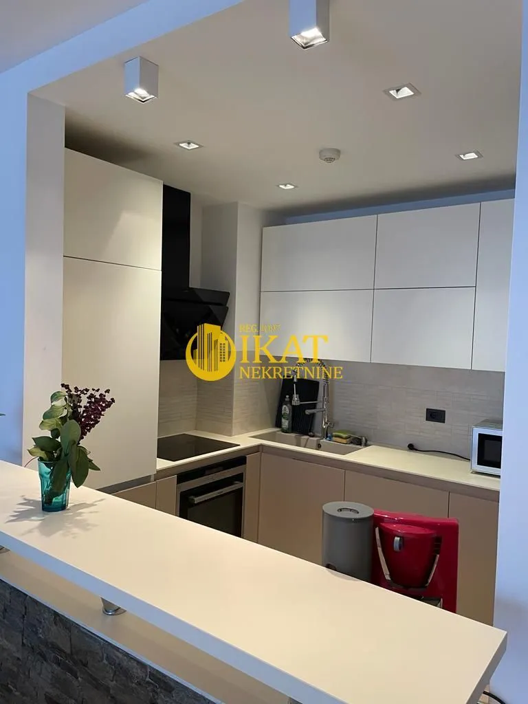 Rent, one bedroom apartment, 60m², Novi Beograd Sve Podlokacije, Beograd