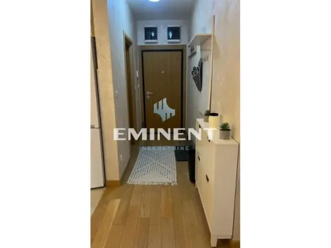 Rent, apartment, 41m², Južni Bulevar, Vračar Sve Podlokacije - image 8