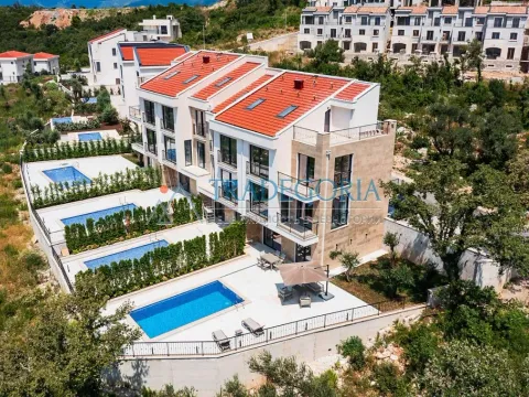 Prodaja, kuća, 223m², Reževići, Budva - image 39