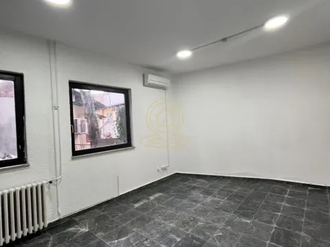 Rent, office space, 75m², Centar, Novi Sad - image 18