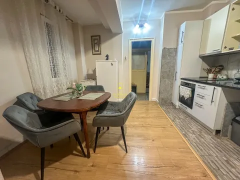 Rent, house, 80m², Pobrežje, Podgorica - image 10