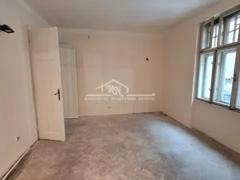 Prodaja, četvorosoban stan, 91m², Stari Grad, Beograd - image 6