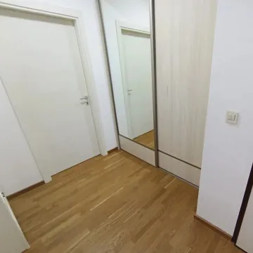 Izdavanje, trosoban stan, 76m², Zabjelo, Podgorica - image 6