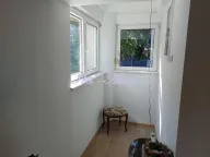 Prodaja, kuća, 100m², Zemun Kalvarija, Zemun Sve Podlokacije - image 13