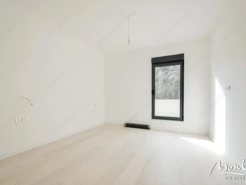 Sale, three bedroom apartment, 146m², Budva, Crna Gora - image 8