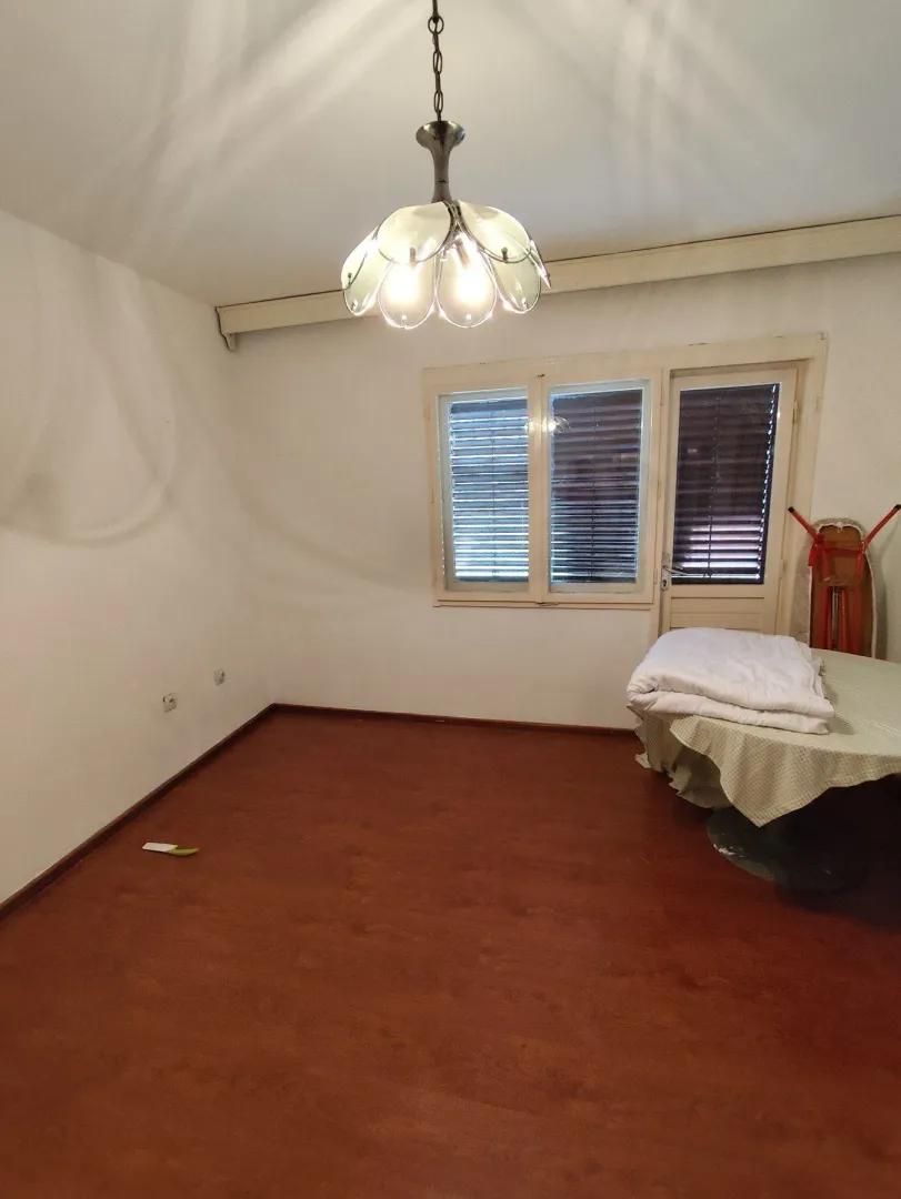 Rent, four bedroom apartment, 140m², Momišići, Podgorica