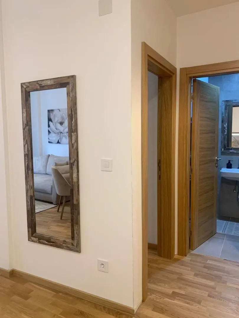 Rent, one bedroom apartment, 47m², Bečići, Budva