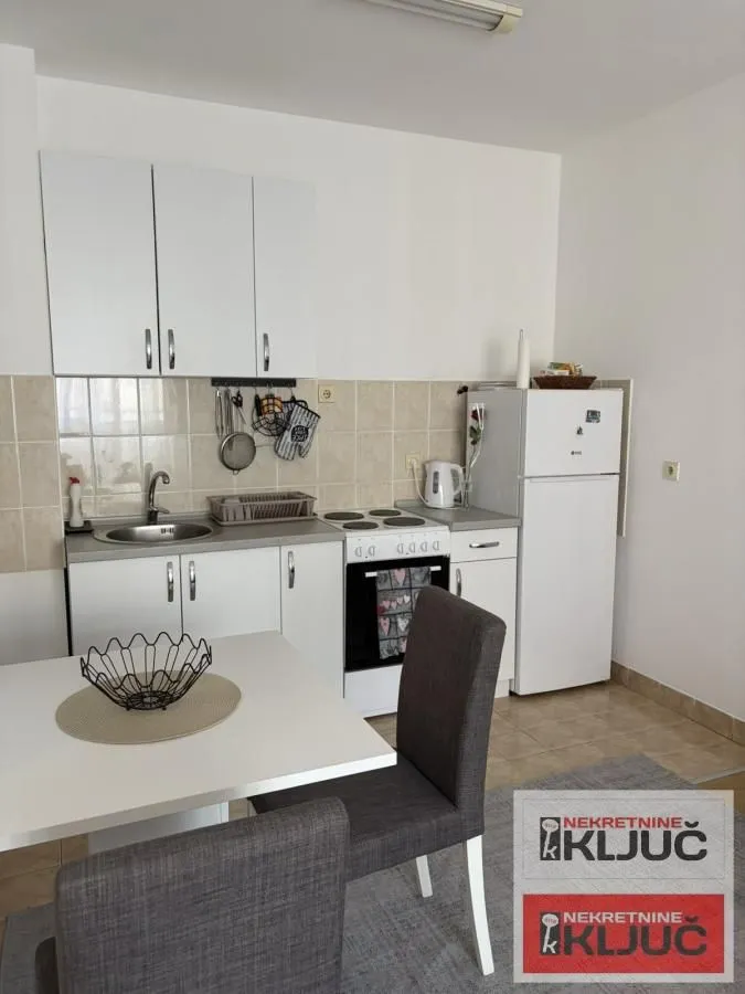 Izdavanje, jednosoban stan, 35m², Nova Detelinara, Novi Sad Sve Podlokacije