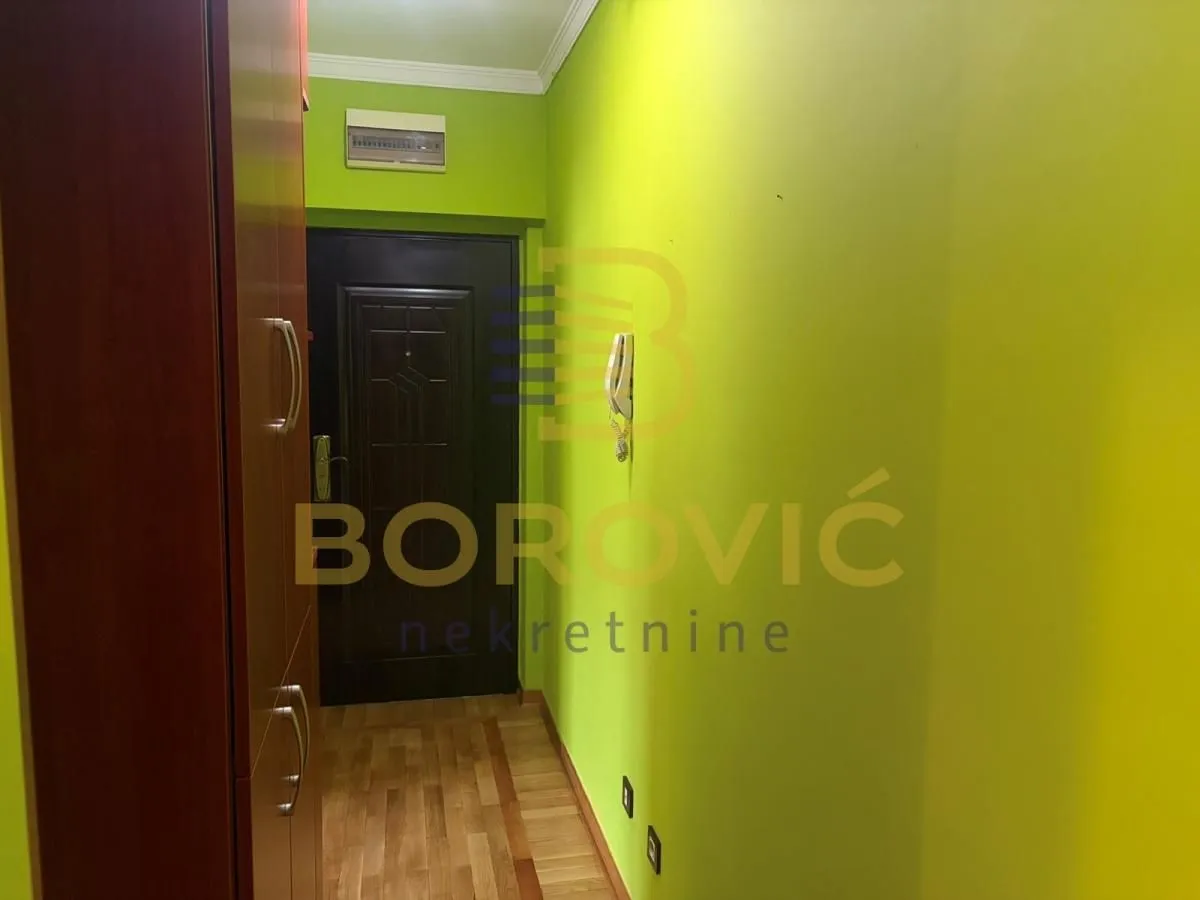 Izdavanje, jednosoban stan, 32m², Voždovac Sve Podlokacije, Beograd
