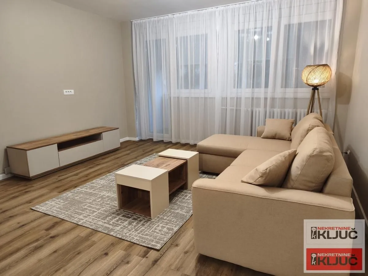 Izdavanje, dvosoban stan, 54m², Liman 1, Novi Sad Sve Podlokacije