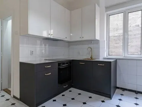 Rent, four bedroom apartment, 136m², Stari Grad, Beograd - image 7