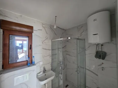 Prodaja, trosoban stan, 88m², Pržno, Budva - image 15