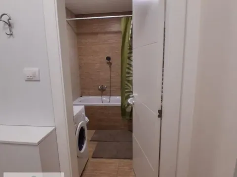 Rent, studio apartment, 33m², Centar, Novi Sad - image 13