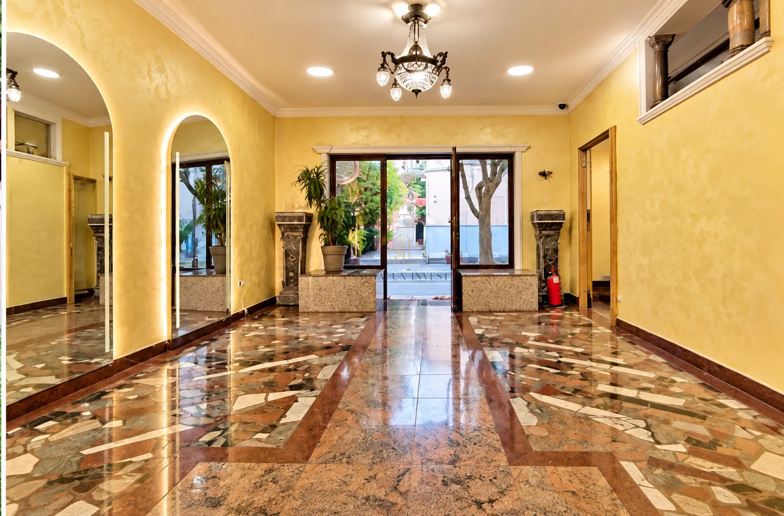 Rent, office space, 90m², Centar, Podgorica