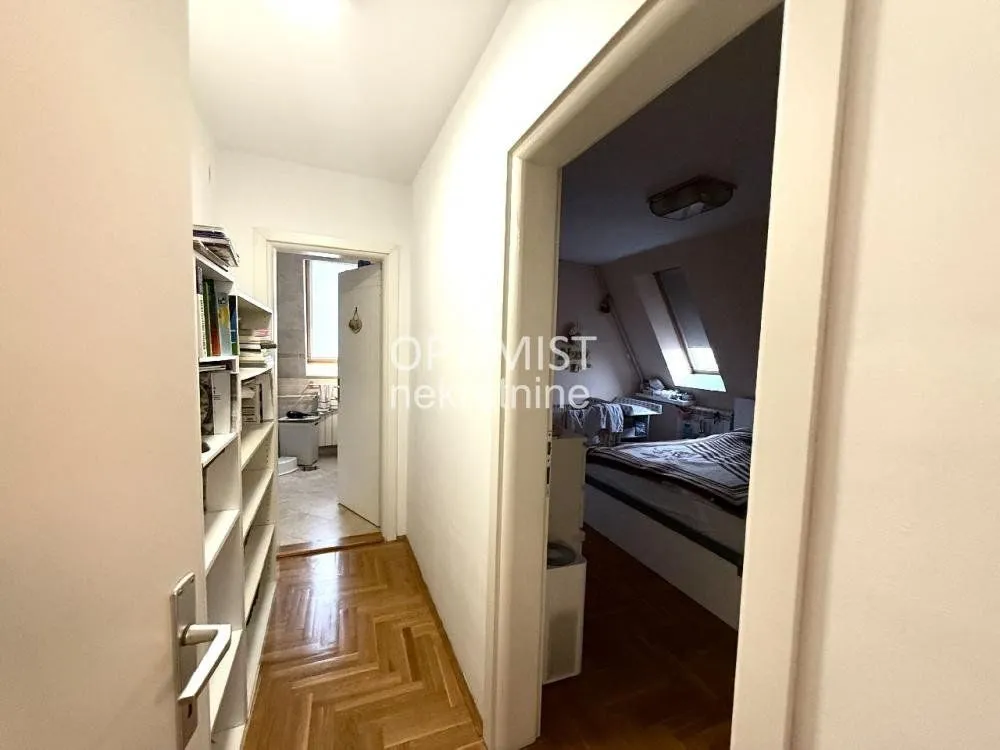 Sale, four bedroom apartment, 98m², Voždovac Sve Podlokacije, Beograd
