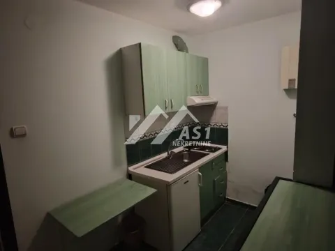 Izdavanje, jednosoban stan, 38m², Centar, Novi Sad - image 5