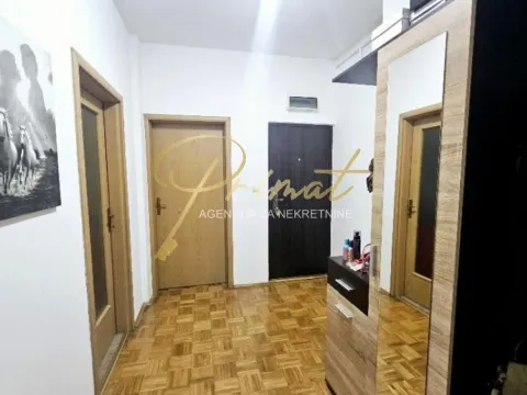Prodaja, dvosoban stan, 54m², Borča Sve Podlokacije, Beograd - image 8