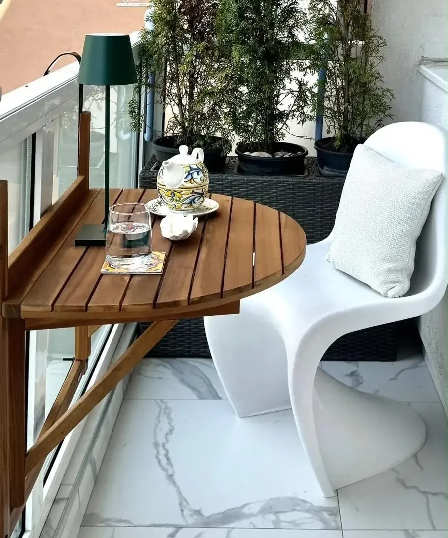 Izdavanje, jednosoban stan, 42m², Centar, Tivat