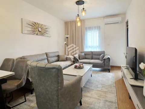 Rent, one bedroom apartment, 48m², City Kvart, Podgorica - image 1