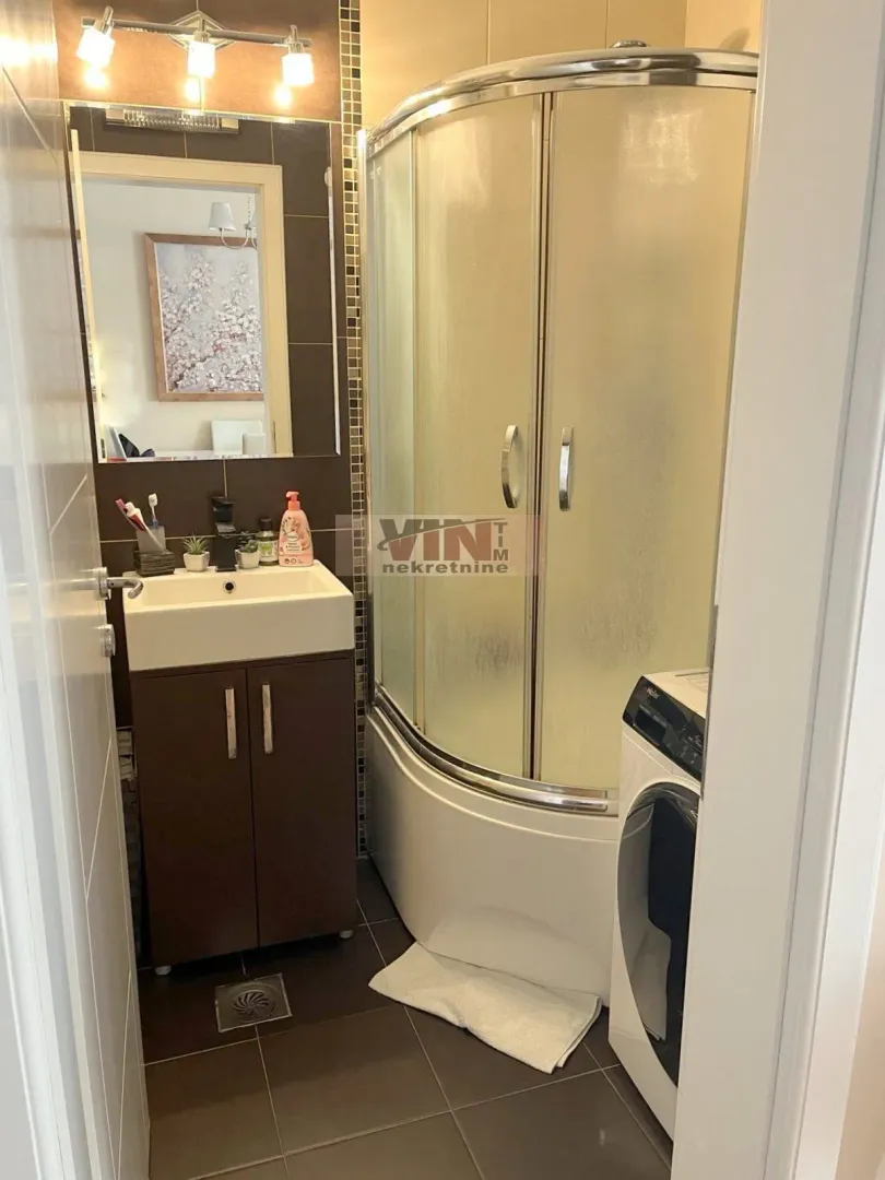 Prodaja, trosoban stan, 84m², Đeram Pijaca, Beograd