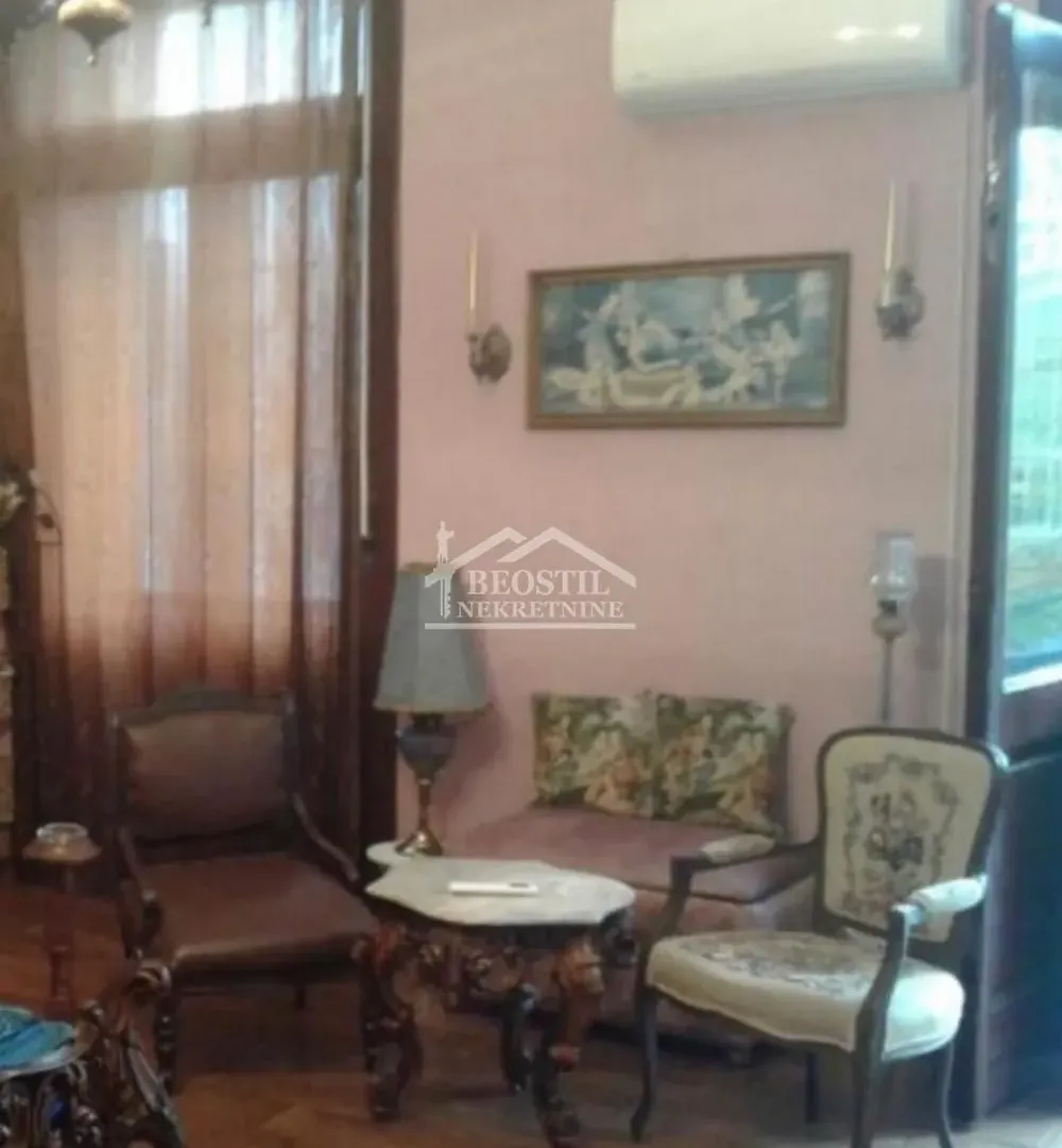 Sale, two bedroom apartment, 50m², Zemun Centar, Zemun Sve Podlokacije