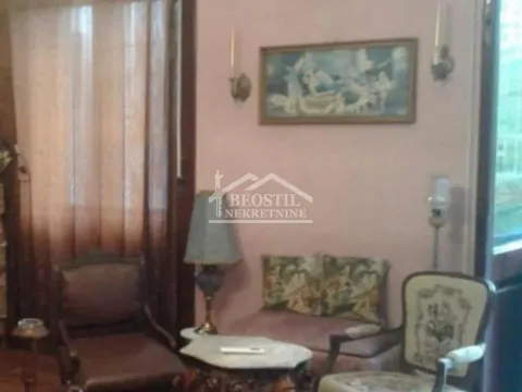 Stan in Zemun Centar