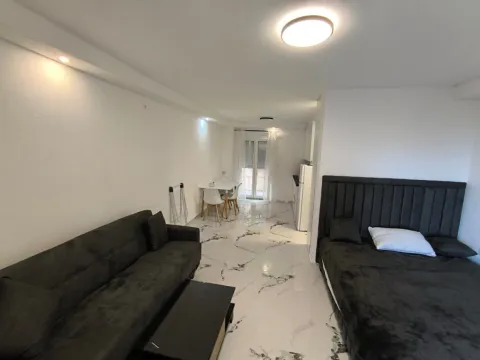 Rent, house, 35m², Lazi, Budva - image 3