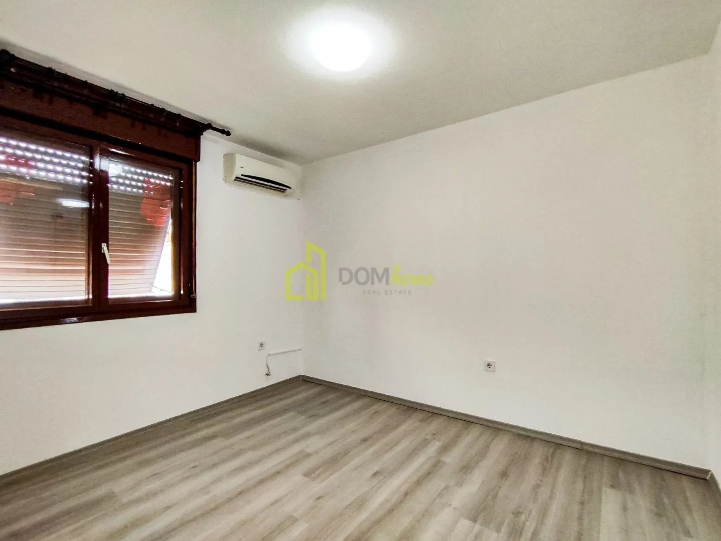 Rent, studio apartment, 22m², Stari Aerodrom, Podgorica
