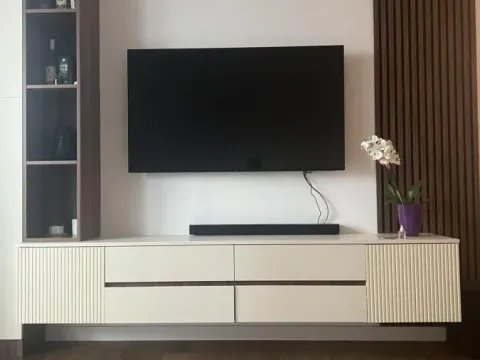 Izdavanje, jednosoban stan, 56m², Niš, Srbija - image 2