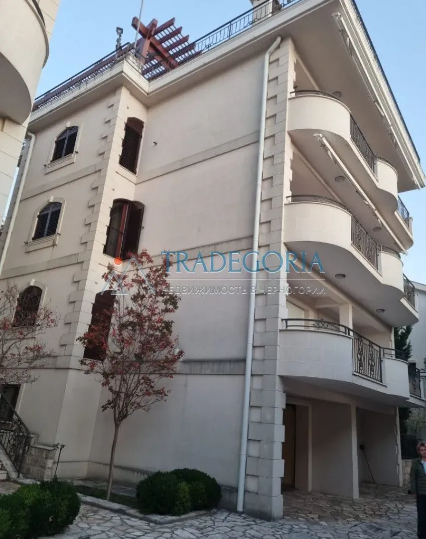 Prodaja, dvosoban stan, 113m², Petrovac, Budva