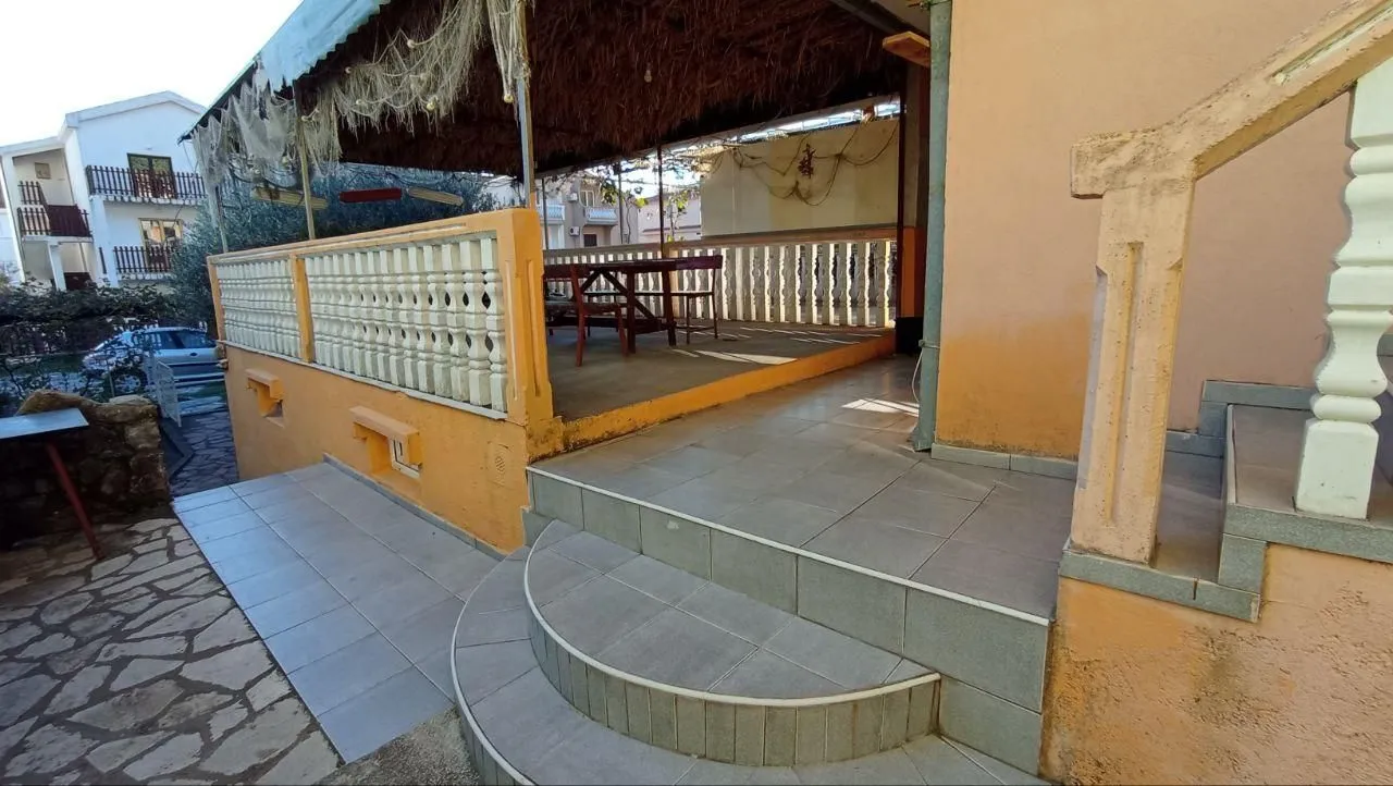 Prodaja, kuća, 210m², Sutomore, Bar