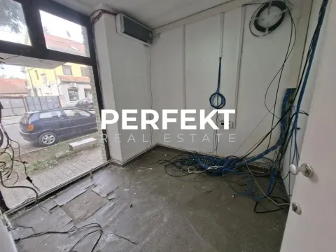 Rent, office space, 88m², Centar, Pančevo - image 18