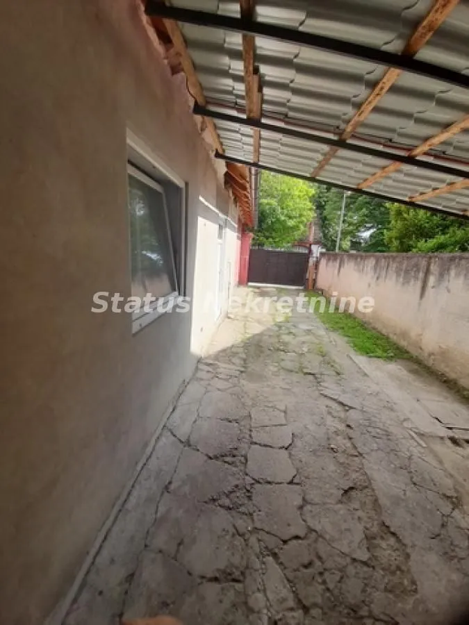 Prodaja, kuća, 151m², Futog, Novi Sad Sve Podlokacije