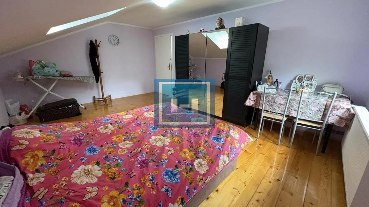 Prodaja, kuća, 275m², Mali Popović, Jagodina