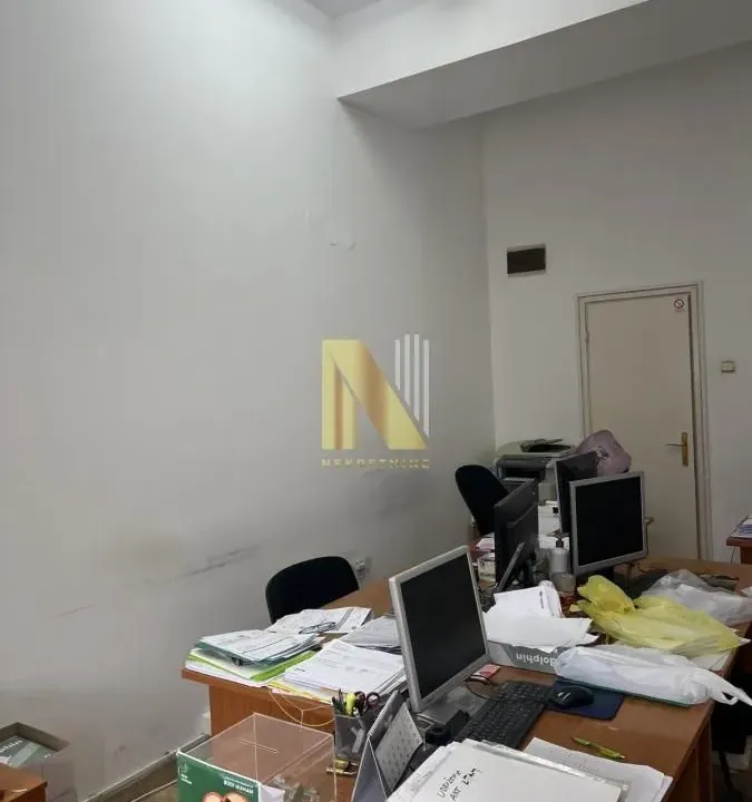 Sale, office space, 20m², Rotkvarija, Novi Sad Sve Podlokacije