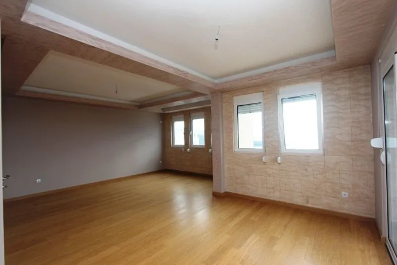 Sale, house, 330m², Dobra Voda, Bar